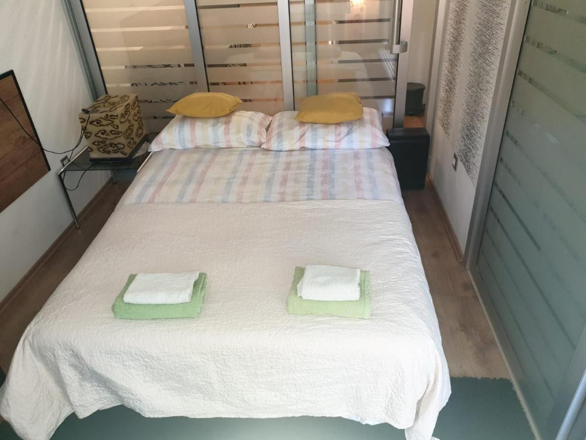 Studio Two Roses Appartement Split Buitenkant foto