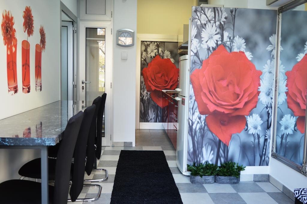 Studio Two Roses Appartement Split Buitenkant foto