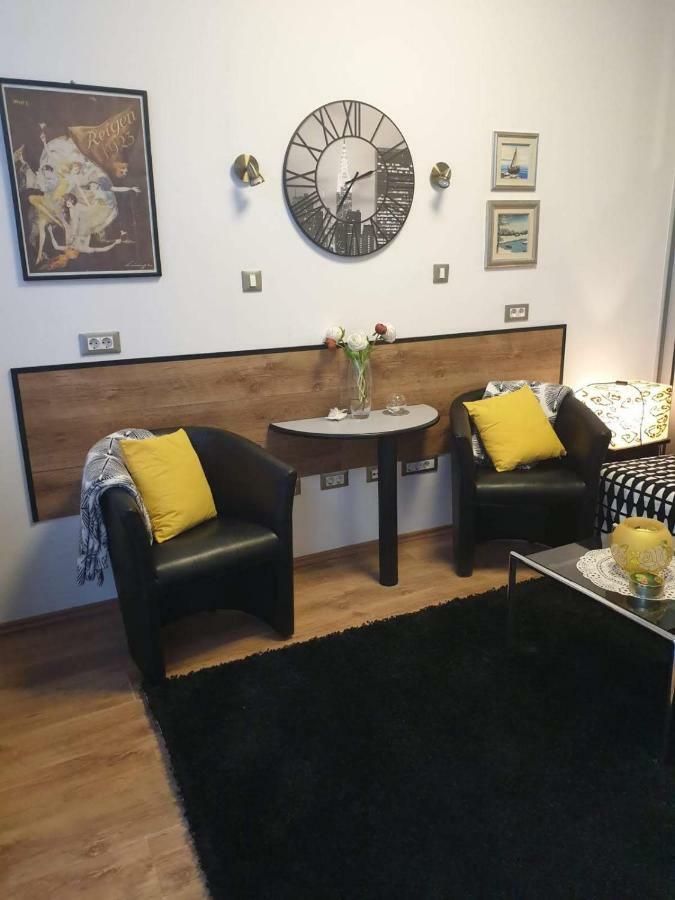 Studio Two Roses Appartement Split Buitenkant foto