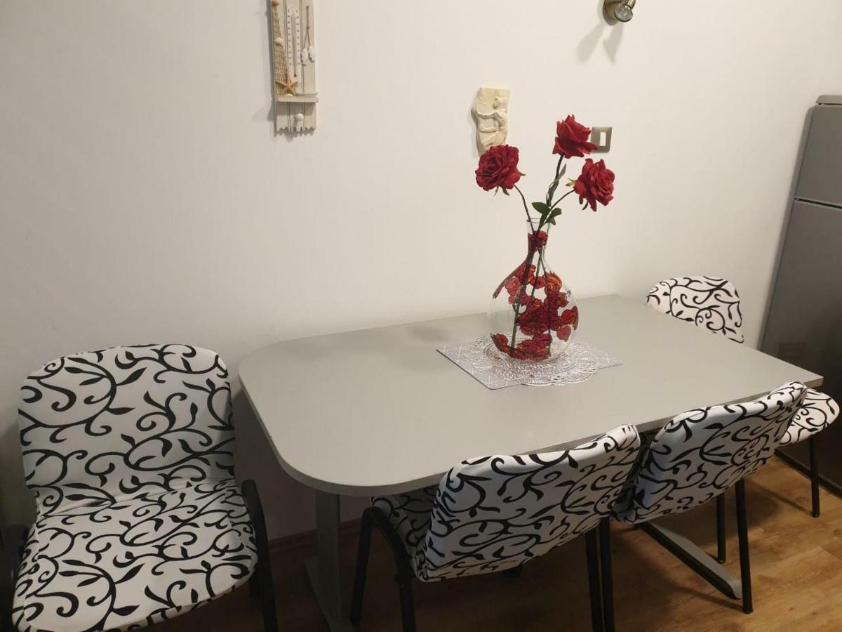 Studio Two Roses Appartement Split Buitenkant foto